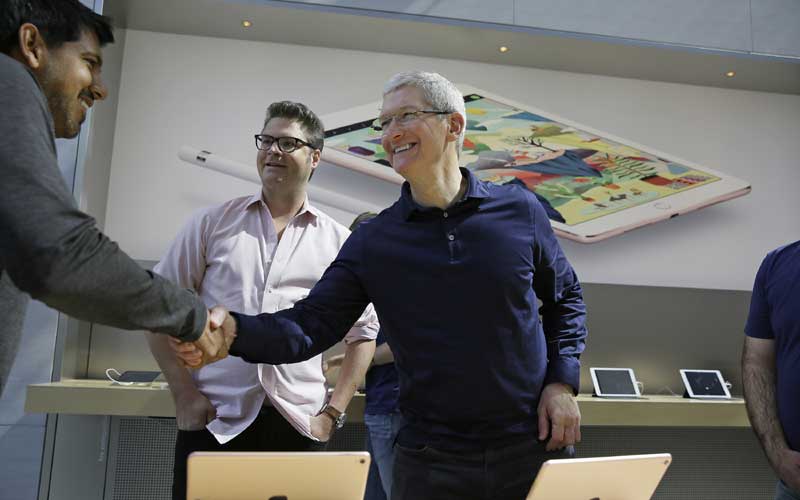 Tim Cook iPhone açıklaması