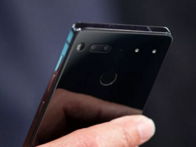 Andy Rubin Essential telefonun birkac hafta icinde gelecegini soyledi