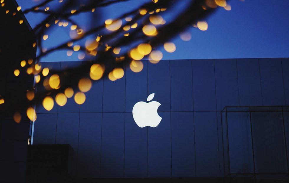 Applein yeni patenti AR gozlugunu gosteriyor