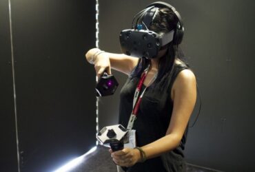 HTC Vive Dev Controller 1