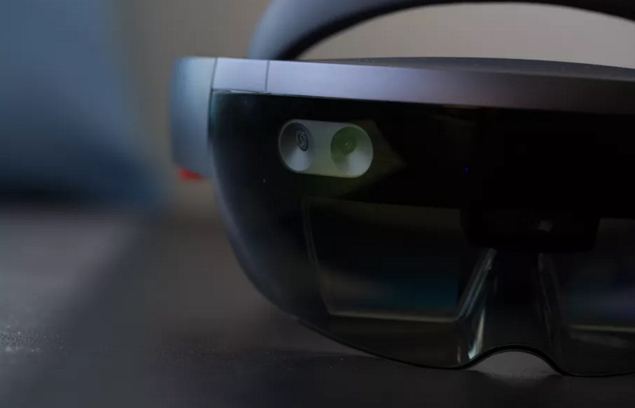 HoloLens 2 Microsoft tarafindan tasarlanmis ozel bir AI cipine sahip olacak1 1