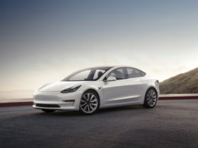Tesla Model 3 Surumundeki Tum Ozellikler Aciklandi
