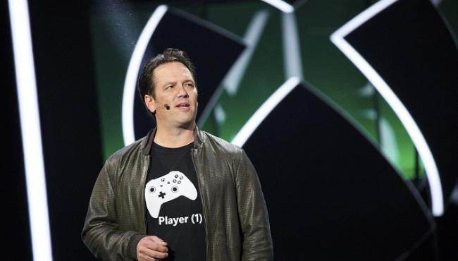 XBOX ONE X PHIL SPENCERA GORE FCC ONAYI ALMISTIR