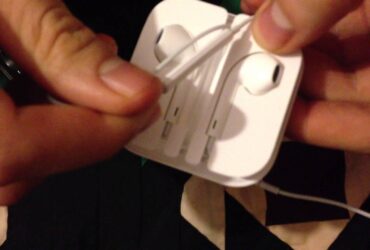 Apple Earpods 1