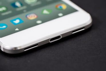 Google Pixel telefonlarin fiyatini 200 dolar kadar dusuruyor