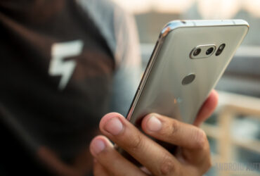 LG V30 1