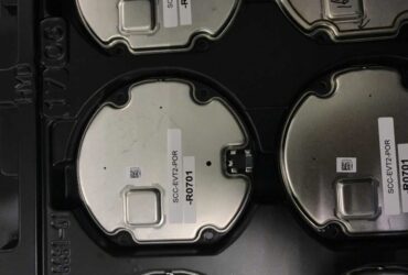 Resimler iPhone 8in Kablosuz Sarj Bilesenini Isaret Ediyor
