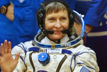 Dr. Peggy Whitson 1