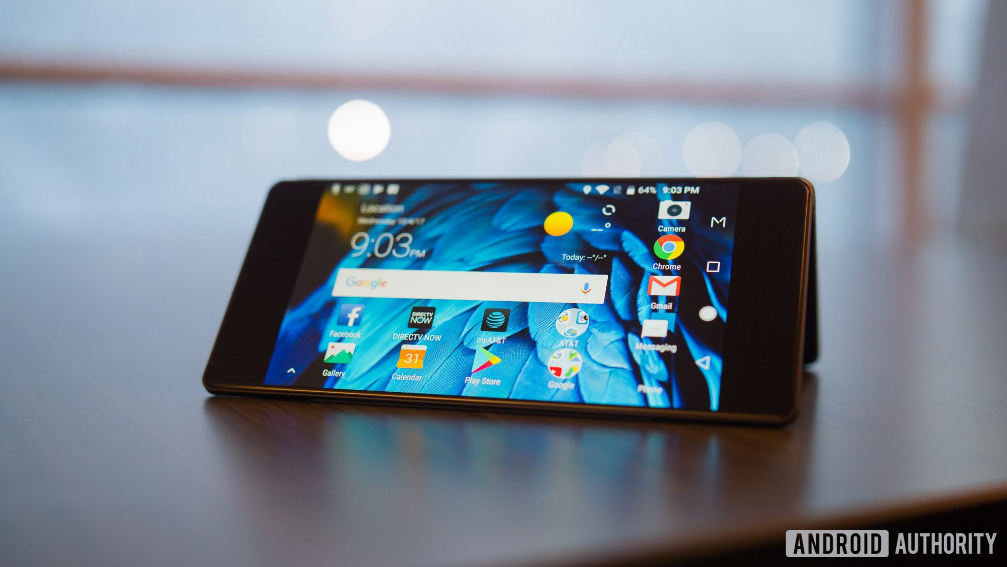 İki Ekranlı Katlanır Telefon: ZTE Axon M