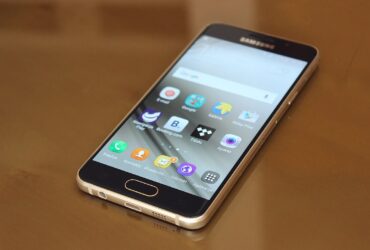 amsung Galaxy A3 2016 1