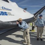 Türk çifte ait uzay uçağı Dream Chaser deneme uçuşunu başarıyla geçti1