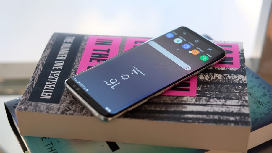 iPhone Xin aksine Galaxy S9da muhtemelen bir kulaklik girisi olacak