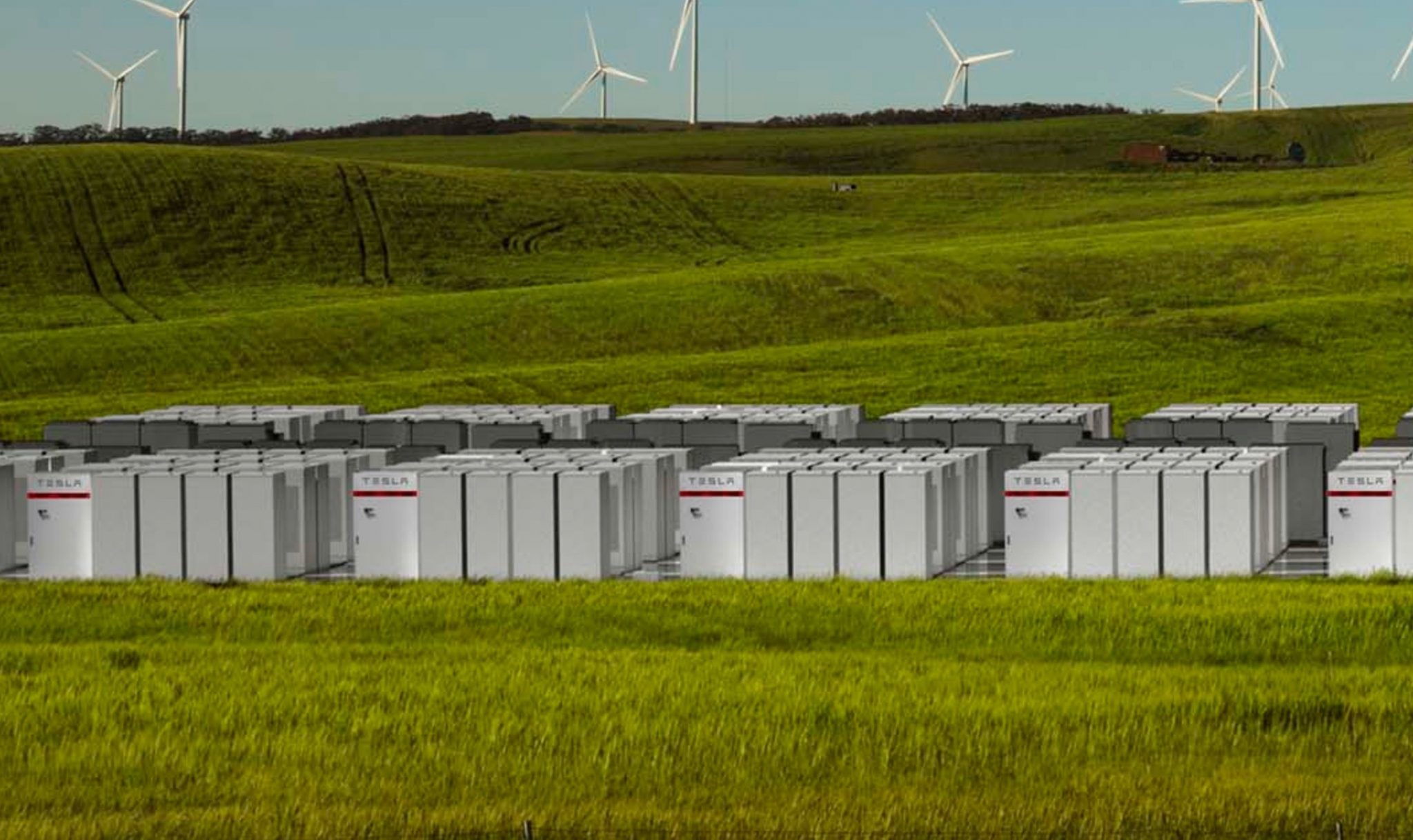 Tesla Yerinde Durmuyor! Dünyanın En Büyük Pilini Üretti!