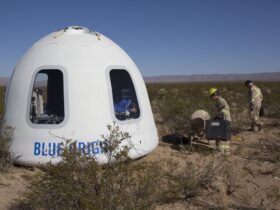 blue origin new shepard mission 7 crew capsule 20 landing 1 1