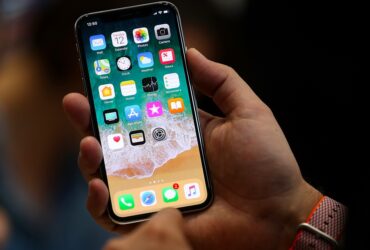 iPhone X OLED ekran