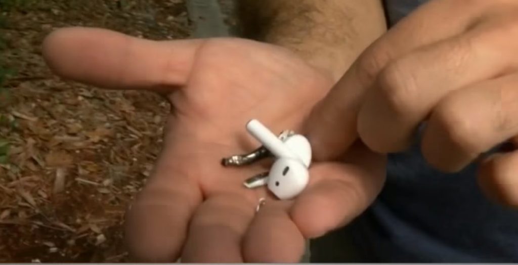 Apple AirPods 