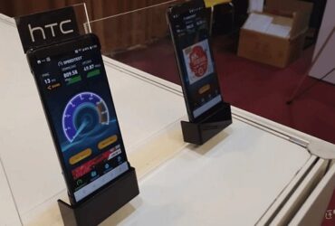 HTC U12 1