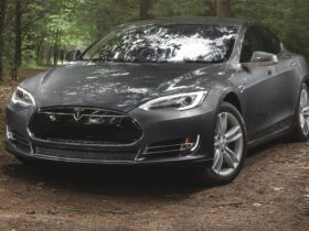 Tesla S60