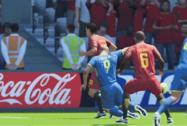 Canli FIFA Oyununda Ilginc Hakem Hatasi