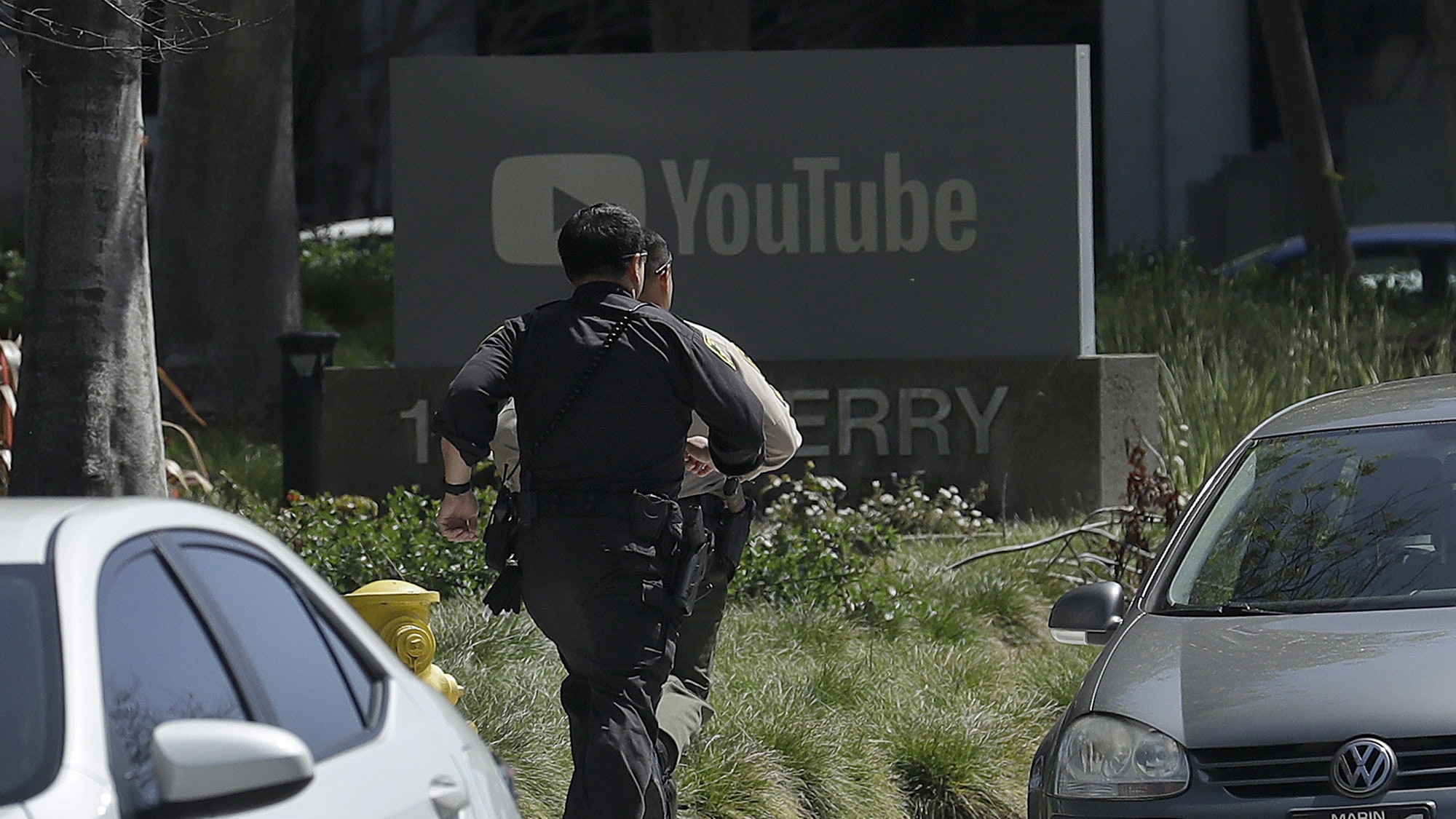 YouTube Binasına Saldırı Düzenlendi: 1 Ölü 3 Yaralı Var