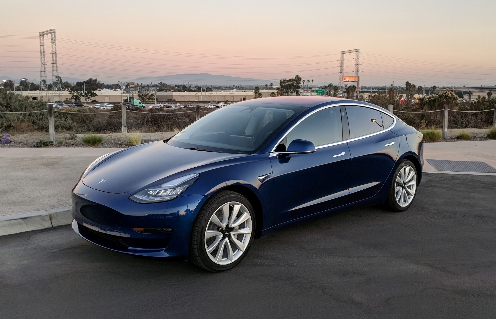 Tesla, Her Gün 500 Model 3s Üretecek