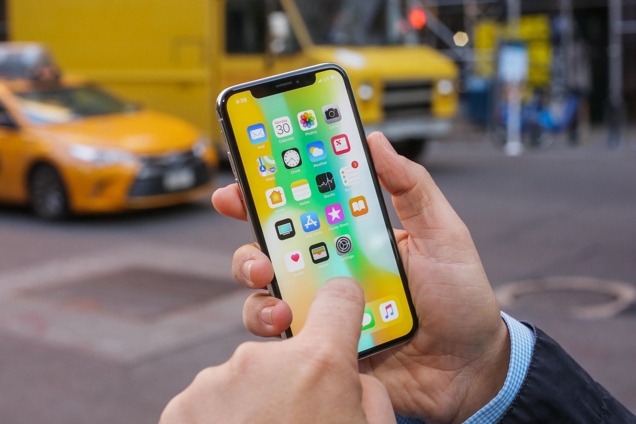 Yeni iPhone modellerinin üretim sayısı beklenenden az olacak