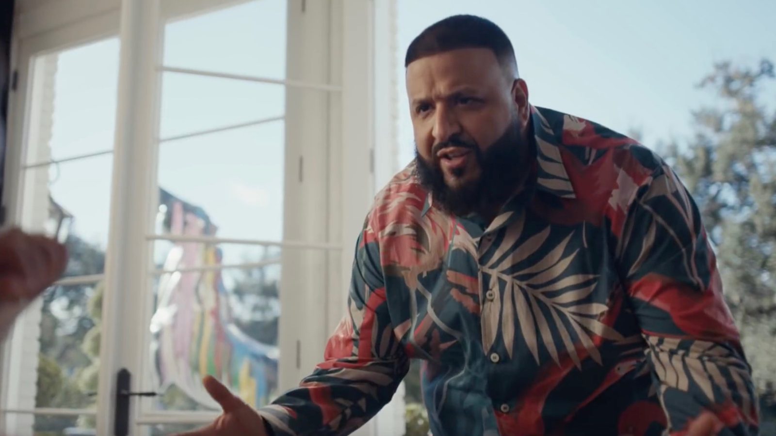 Apple Music’in yeni reklamında DJ Khaled rol aldı Teknoekip