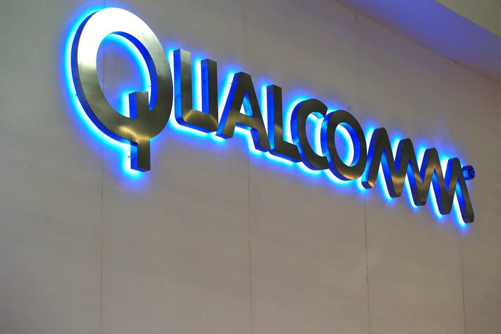 qualcomm logo 271016