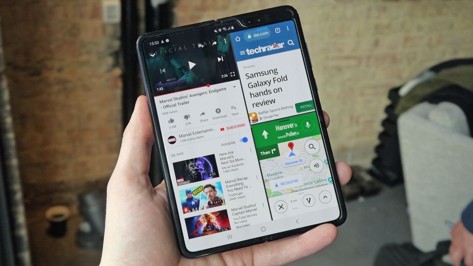 Galaxy Fold Ertelendi 1