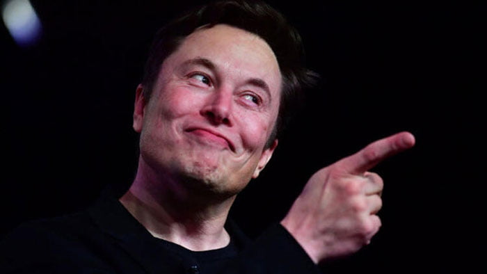 Elon Musk bir anda zenginliğini arttırdı