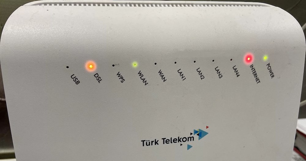 Modem power isigi yanip sonuyor2