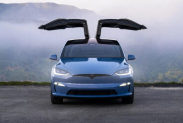 2026 Tesla Model X 5 copy 660x371 1