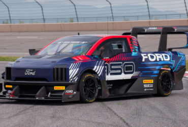 FordPerformanceSuperTruckRev4 copy 660x371 1