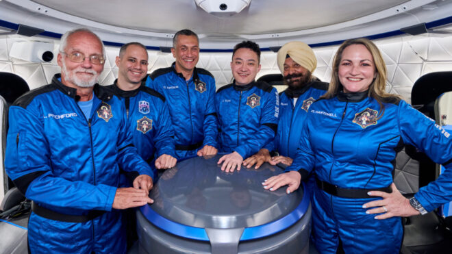 Gökhan Erdem, Blue Origin ile kısa süreli uzay deneyimi yaşadı 91 GxWktaHWYAA rF4 copy 660x371 1