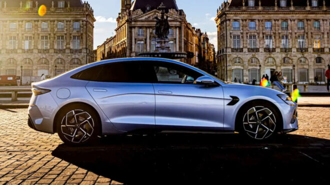 BYD, Çin’de otonom sürüş sistemindeki yazılımsal hataların neden olduğu kazaların masrafını üstlenecek 91 BYD November sales copy 660x371 1