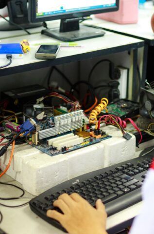 FSR 4.1 Beklentileri Üzüldü: AMD’nin Yeni Sürüm FSR 3.1’den Daha Yavaş