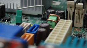 Intel’in Amiral Gemisi İşlemci 474W Gücüyle Dev Fark Yaratıyor