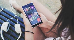 Nokia Asha Geri Dönüyor: HMD Yeni Nesil Model Hazırlıyor