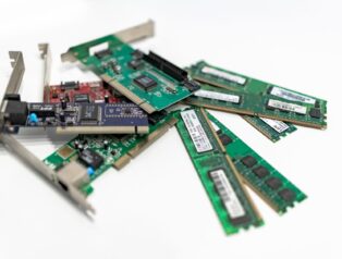 9 GB RAM: Yeni Sistemlerde Bellek Yarışı Başladı