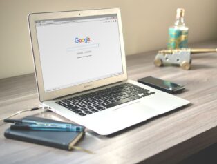 Google NotebookLM Yeni Adını Aldı: Vertex AI ile Karşılaştırmalı Öğrenme Dönemi Başladı