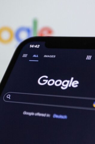 Google, Yapay Zeka Çiplerini İlk Kez Dış Müşterilere Satar