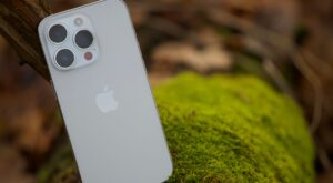 iPhone 17 Pro Max vs Xiaomi 17 Pro Max: Hangisi Daha İyi? | TeknoEkip