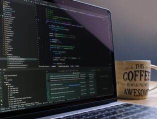Linus Torvalds: Yapay Zeka’ya Karşı Linux’un Kutsal Kalemini Çözdü