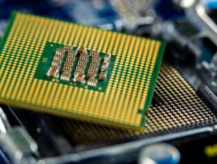 Linux 7.2 Panther Lake Performansı Artırdı, Yeni Güç Sınırını Kırıyor