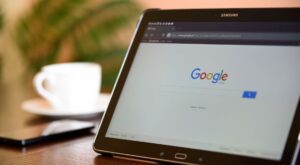 Samsung Katlanabilir Ekran Teknolojisi: Kırışıklığı Azaltan Yeni Çözüm